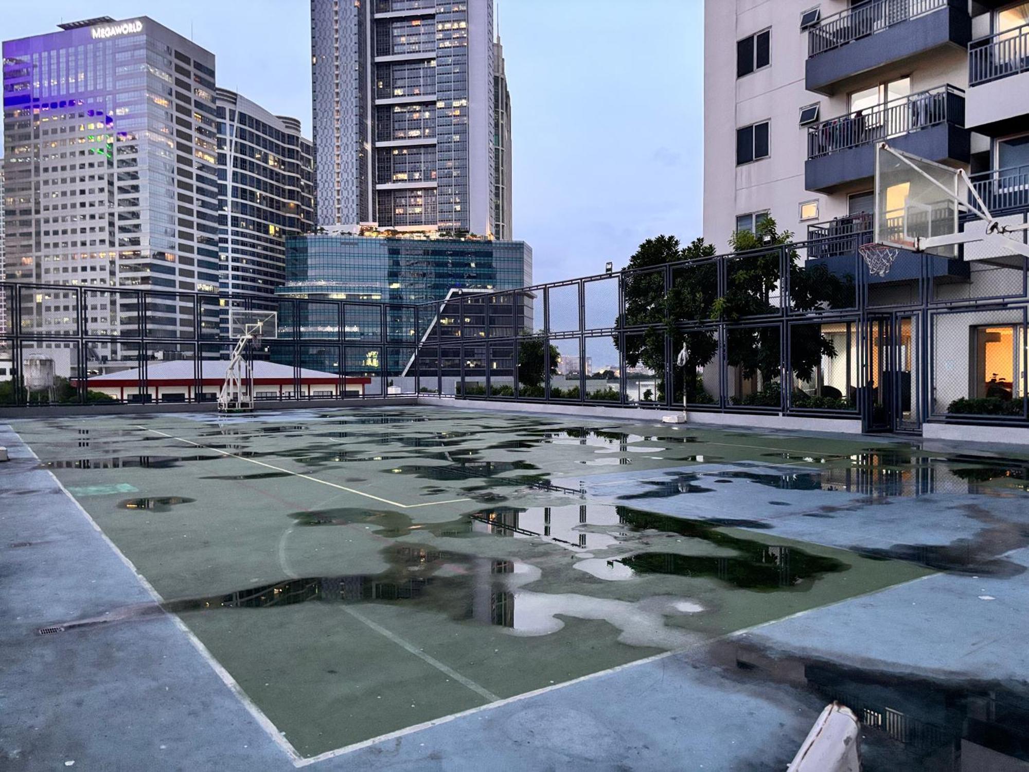 La Amore Place Pasig City Exterior foto