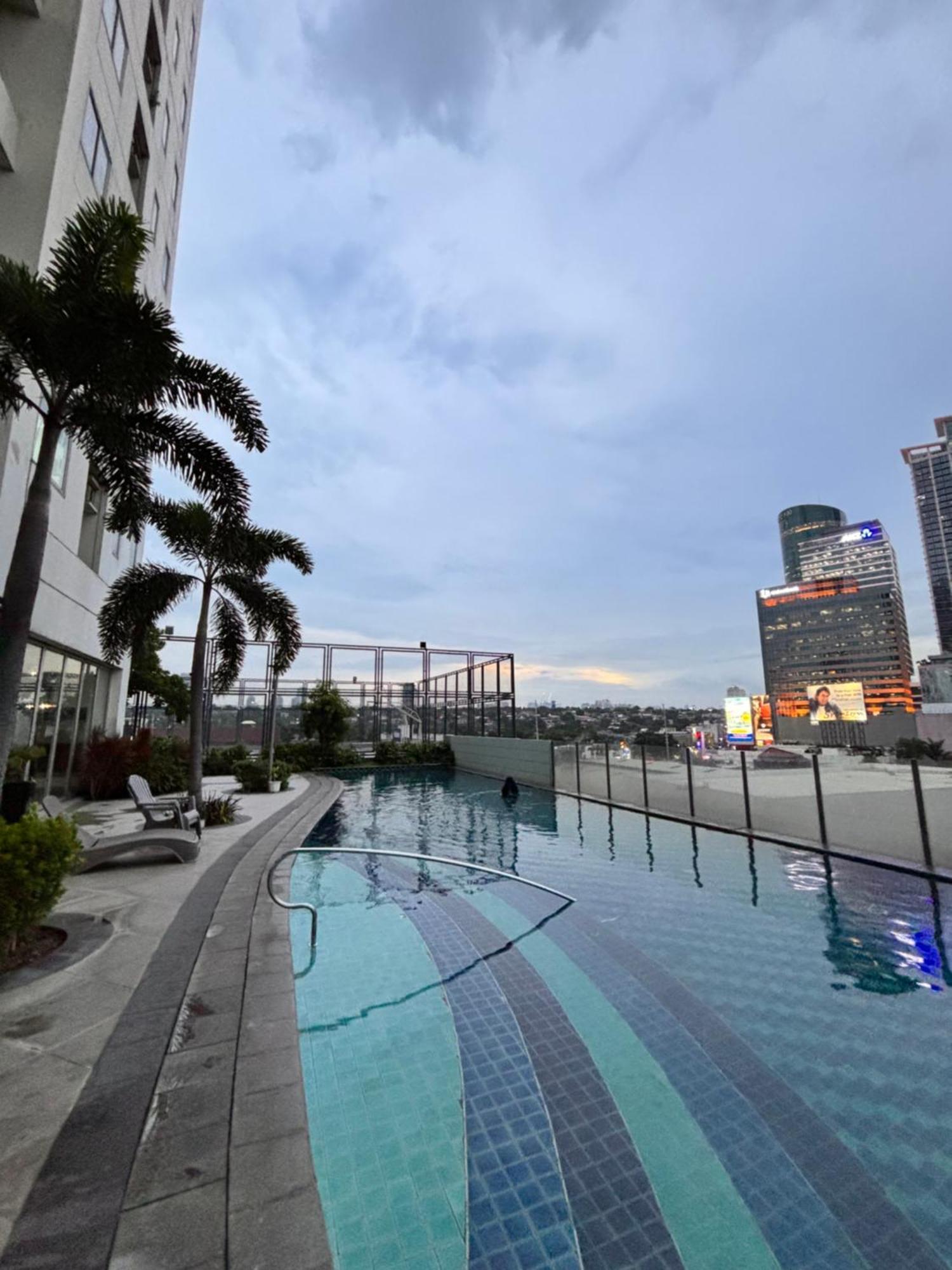 La Amore Place Pasig City Exterior foto